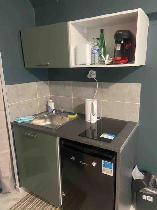 Charmant Studio Dans Maison Lägenhet Sarcelles Exteriör bild